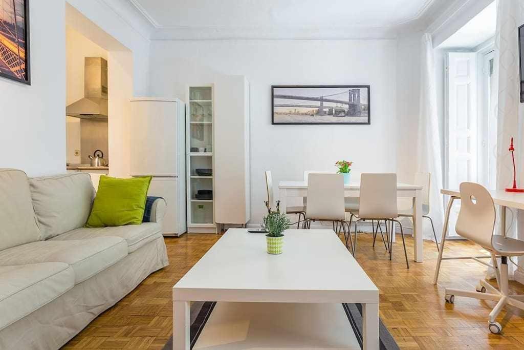 Apartamento Confortable En Atocha Διαμέρισμα Μαδρίτη Εξωτερικό φωτογραφία