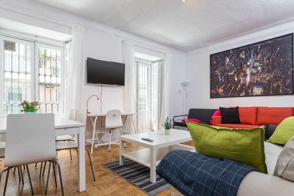 Apartamento Confortable En Atocha Διαμέρισμα Μαδρίτη Εξωτερικό φωτογραφία